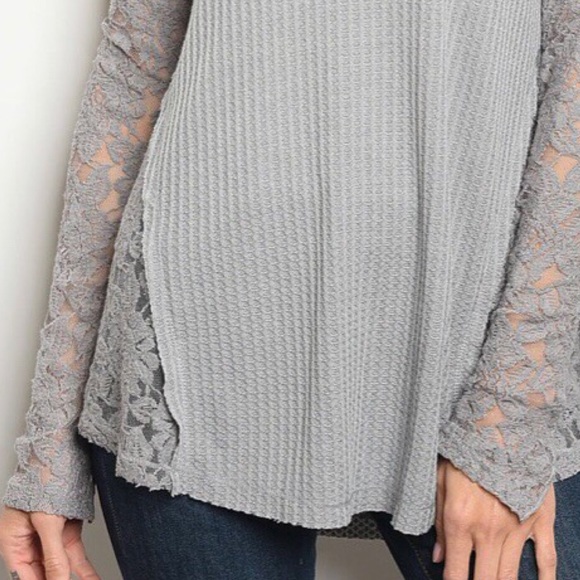 ❄️LAST1️⃣//GRAY LACE WAFFLE TOP - Picture 3 of 3